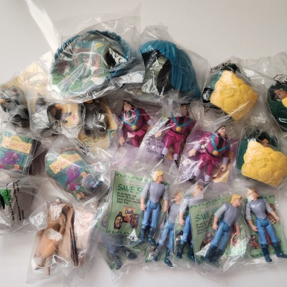 Lot of 22 Vintage Burger King Pocahontas 1995 Kids Meal Toy Set, Sealed - Picture 1 of 14
